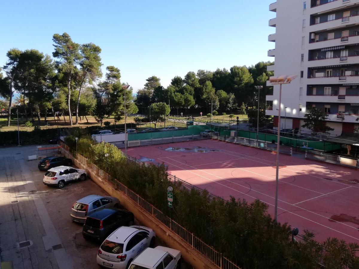 Parco Del Mare Pescara Apartments Екстер'єр фото