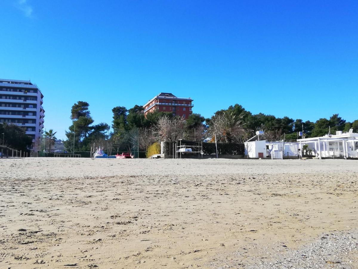 Parco Del Mare Pescara Apartments Екстер'єр фото